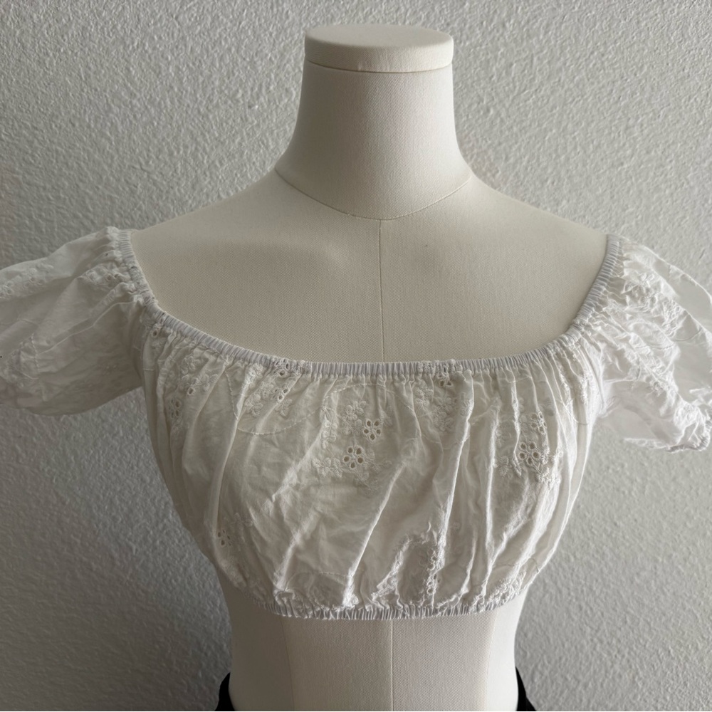 Edikted White Eyelet Off-Shoulder Cropped Top